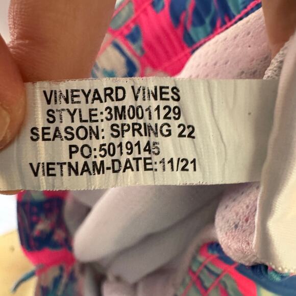 Vineyard Vines Swim Trunks M Pink Blue Floral Shell Print Board Shorts - Picture 7 of 8